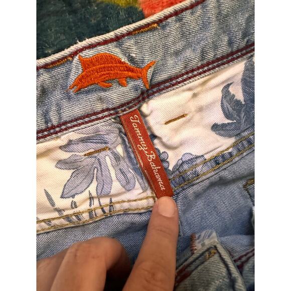 Tommy Bahama Men's Jeans Size 33 x 30 - Picture 3 of 4